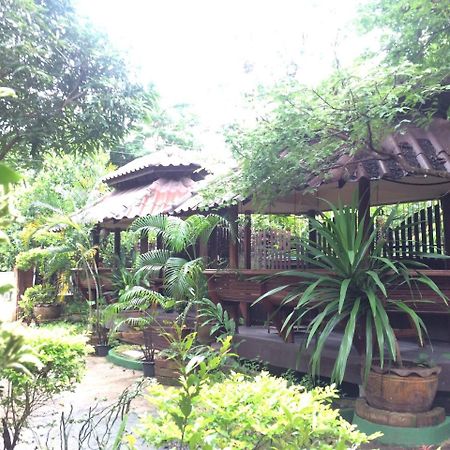 The Local Mae Hong Son Apartment Екстериор снимка